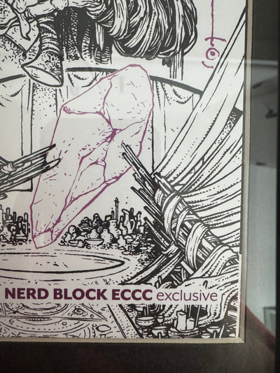 Framed Jim Henson’s The Dark Crystal #1 – David Petersen ECCC Exclusive B&W Variant (UV Protected Plexi Frame)